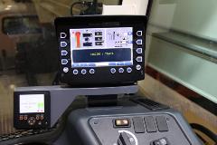 Intuitive controls on Crossover 8000