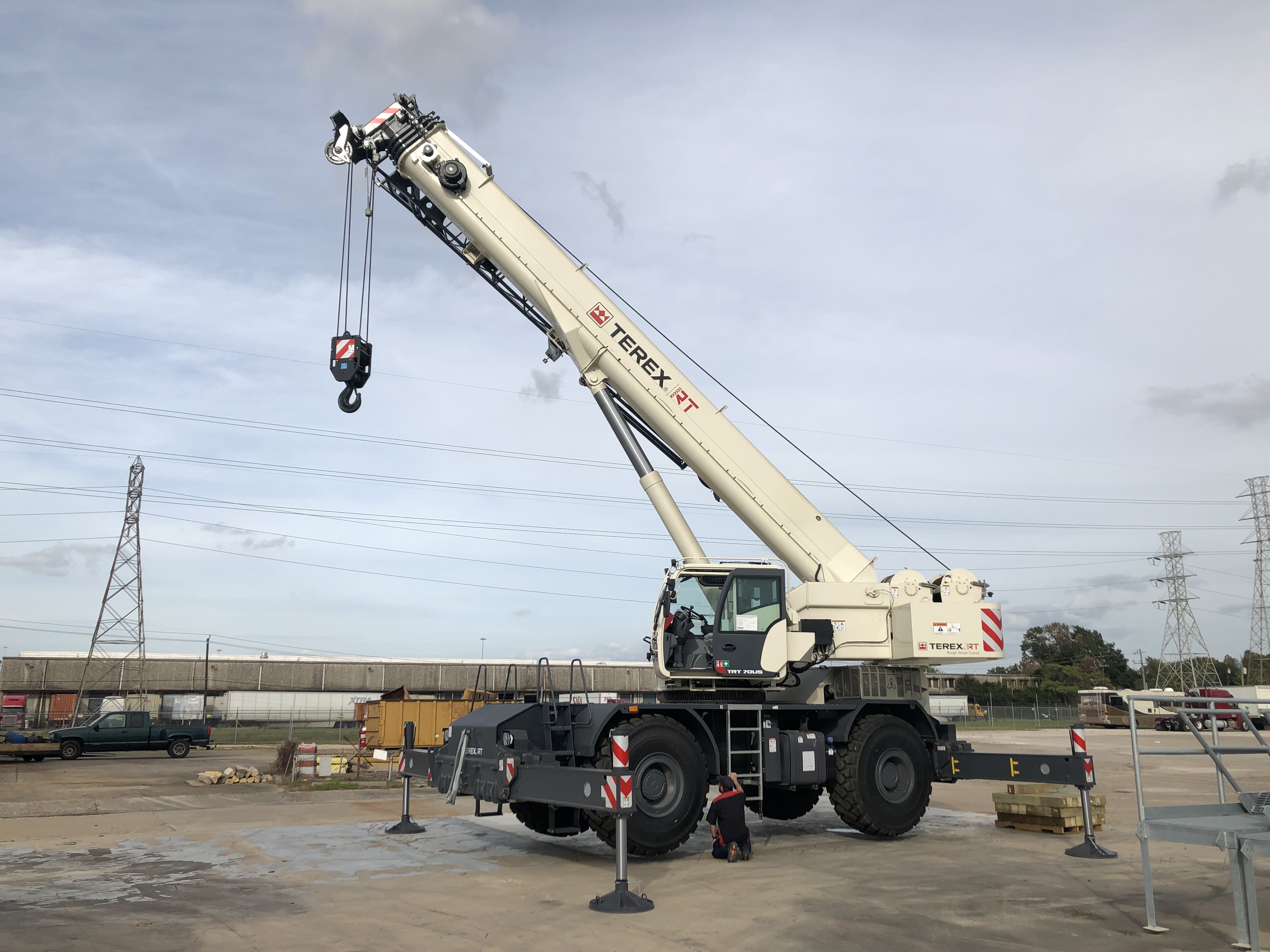 training-rough-terrain-cranes-2