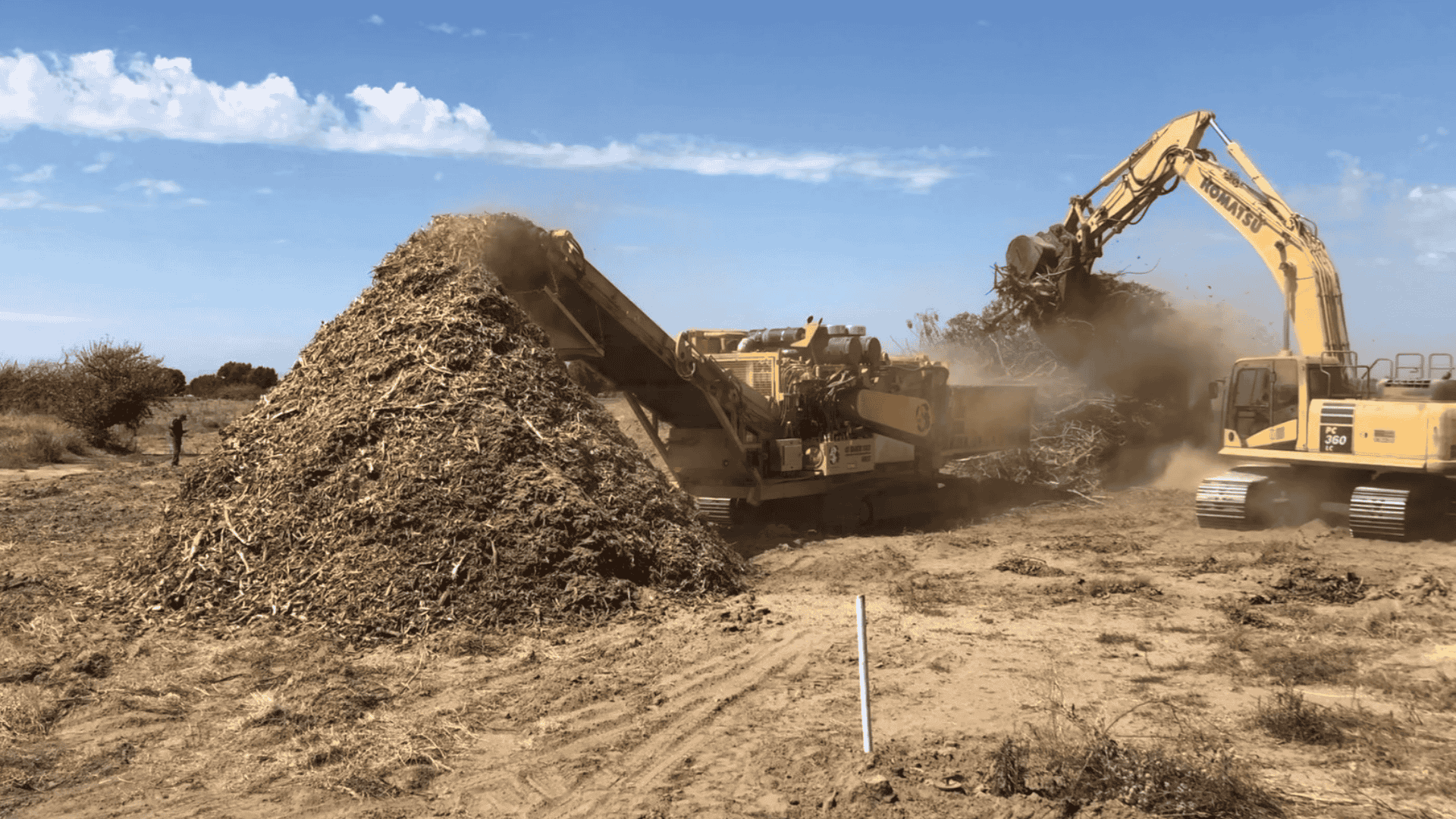 5800BT Horizontal Grinder Whole Orchard Recycling