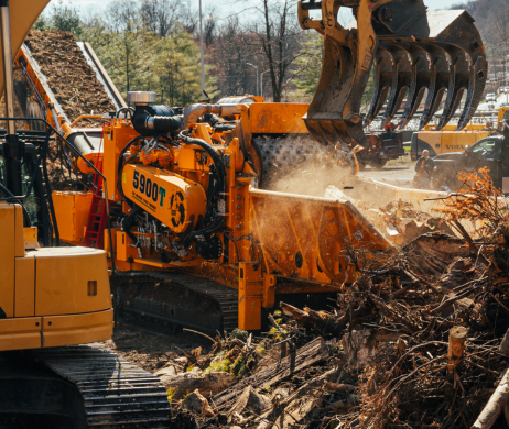 5900T Horizontal Grinder