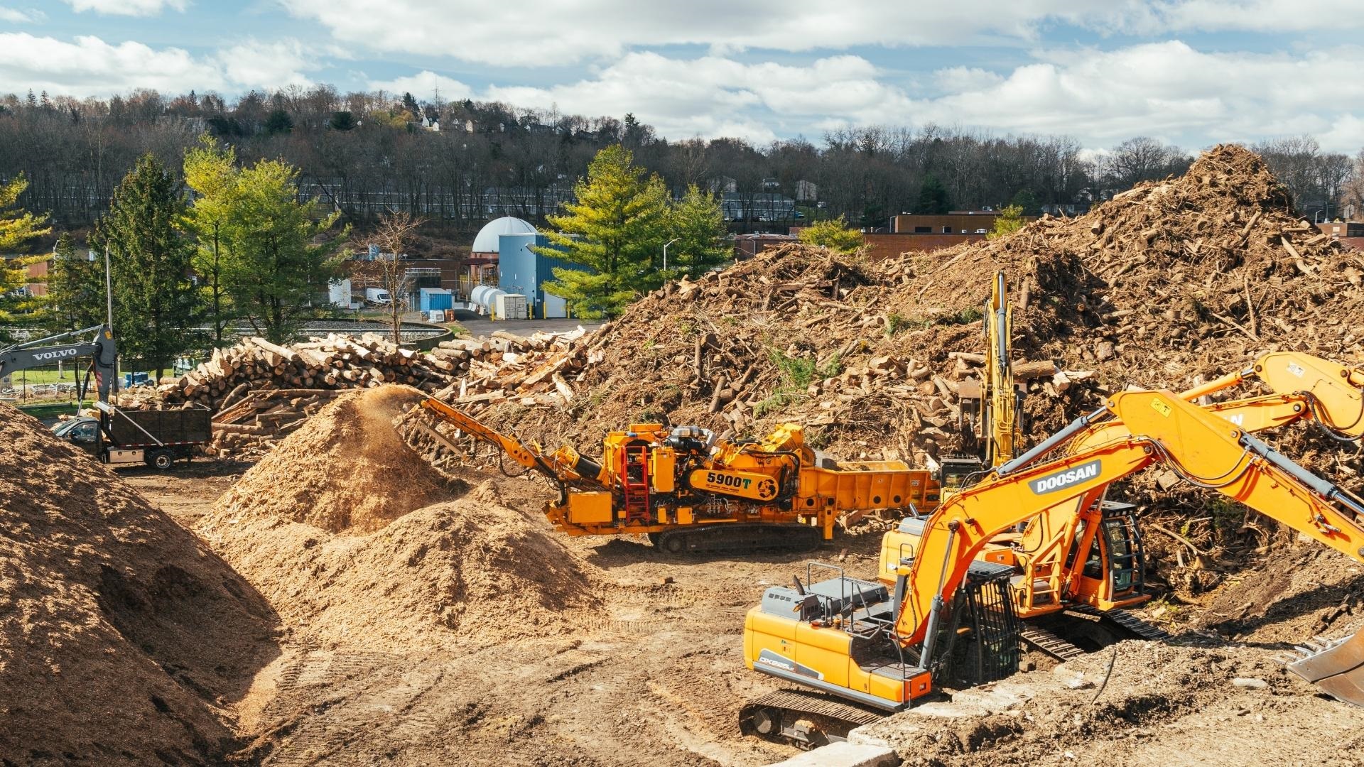 5900T Horizontal Grinder