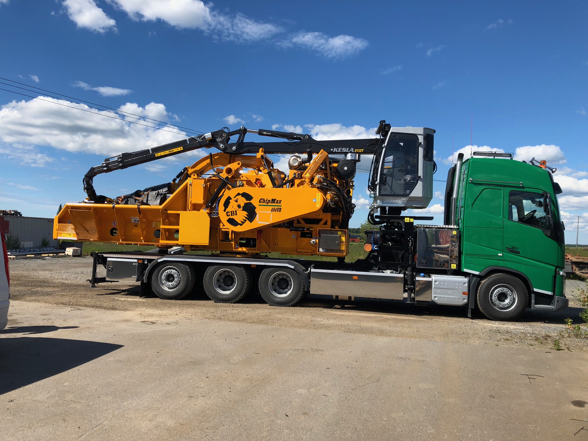industrial-wood-chipper-truck CBI ChipMax on a truck