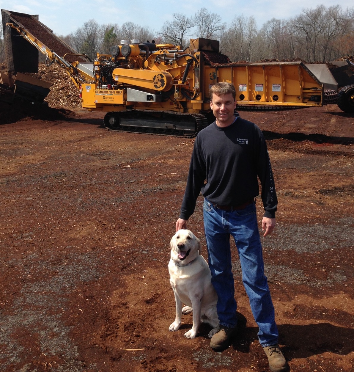 wood-grinder-for-mulch Connecticut Mulch distributors uses their new CBI wood grinder.