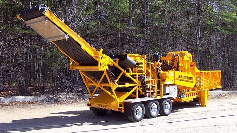 CBI 4000 portable horizontal grinder