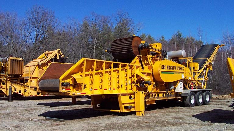 CBI 4800 Portable Horizontal Grinder