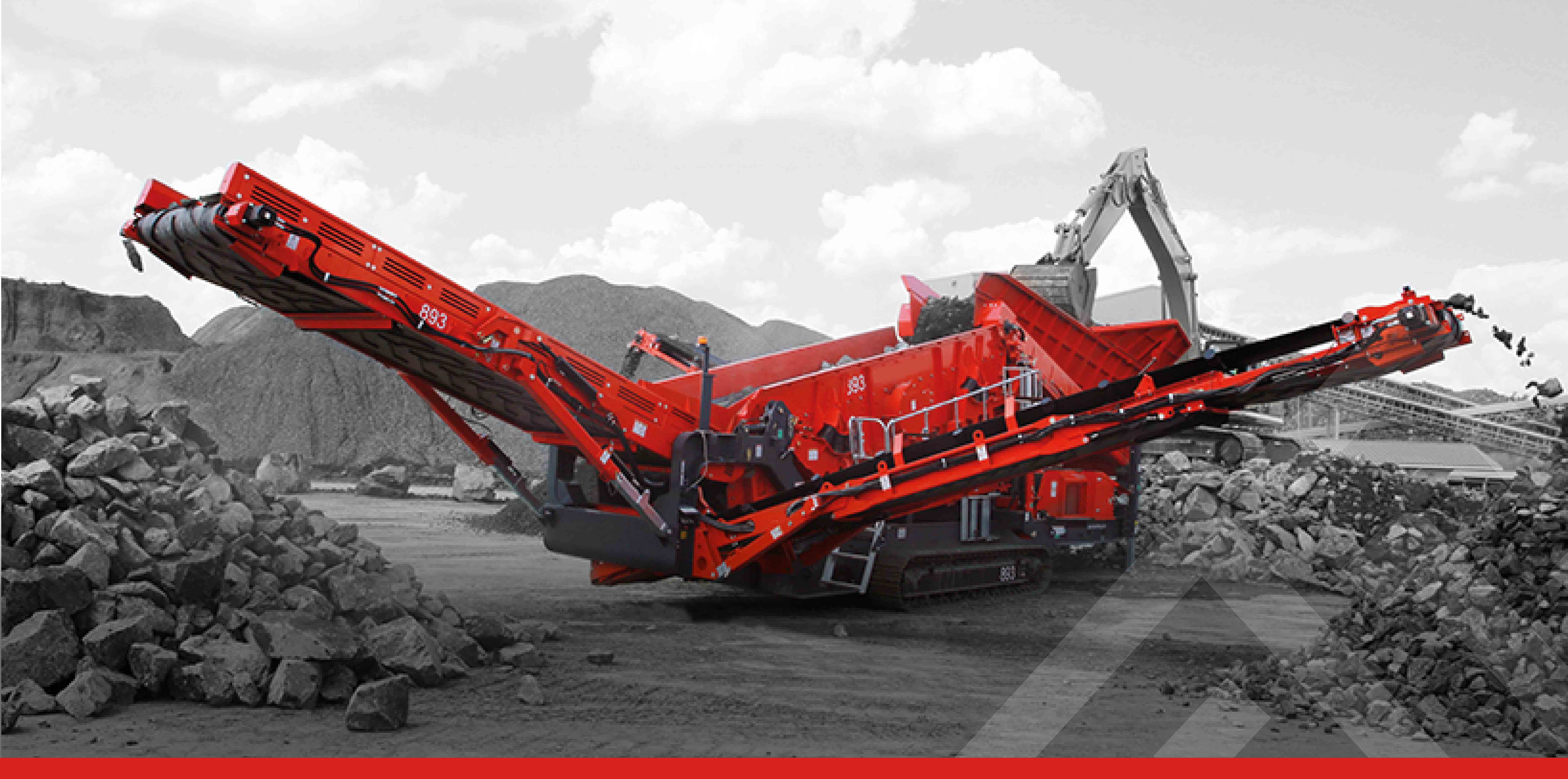 893-mobile-heavy-duty-screener-in-stone-quarry