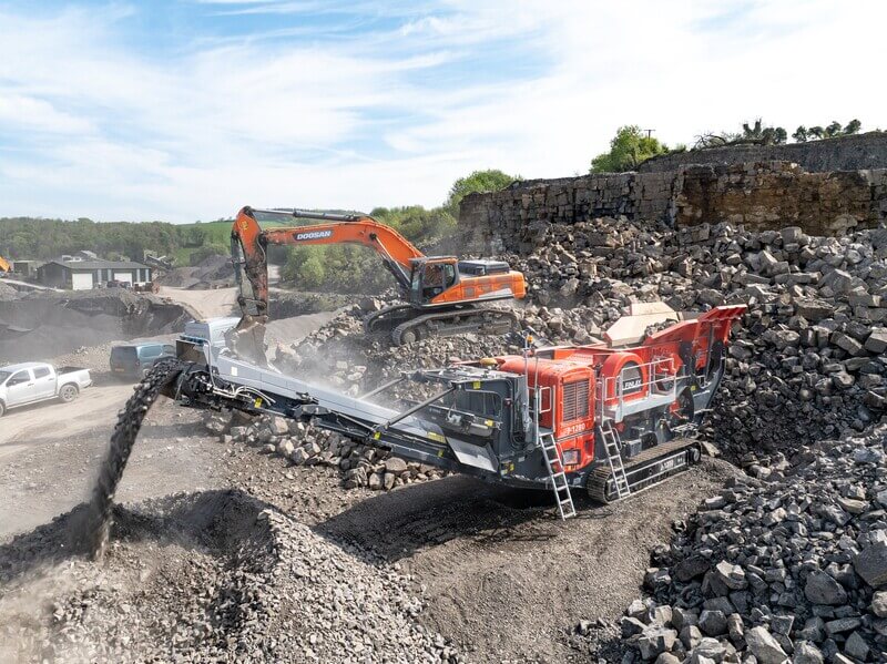 Finlay J-1280 jaw crusher Finlay J-1280 jaw crusher