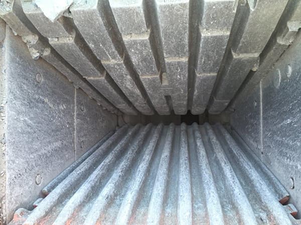 Jaw Fitted with Fixed Heavy Duty Die and Super Tooth Swing Die